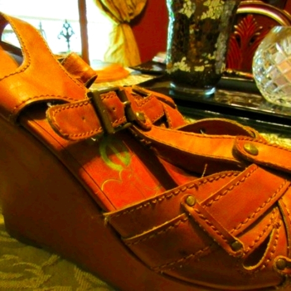 🤎 Fantastic Vintage Dark Tan Genuine Leather Mega Platform Sandal - Size 7.5 - Picture 3 of 6